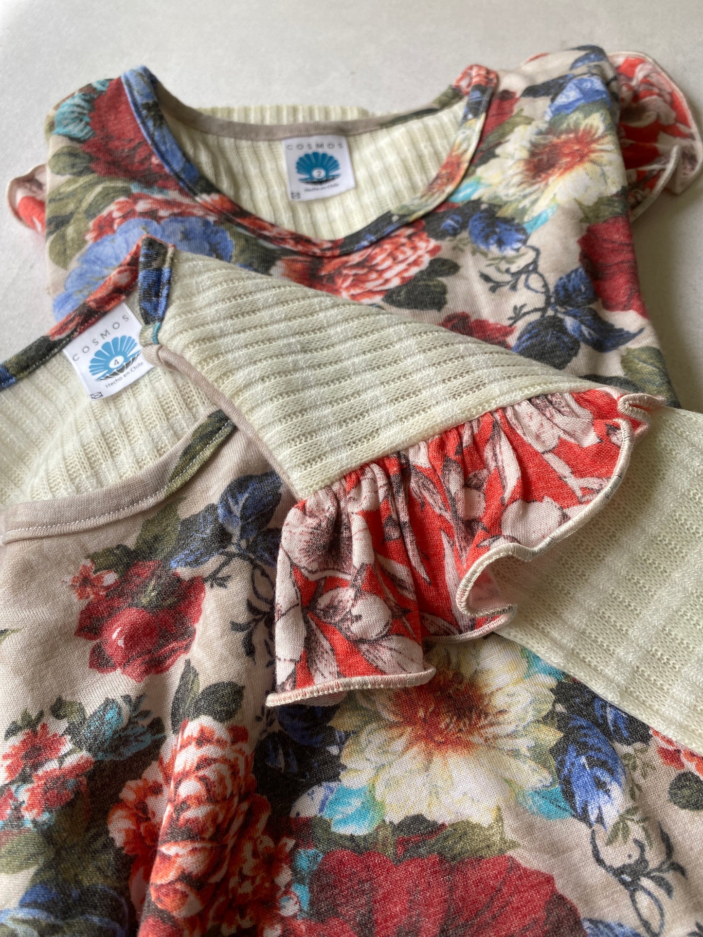 Polera Saturno Florido 2 y 4 años