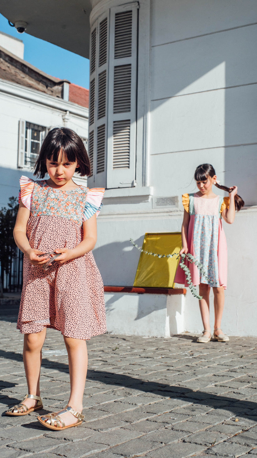 Vestido Cerezo Rítmico