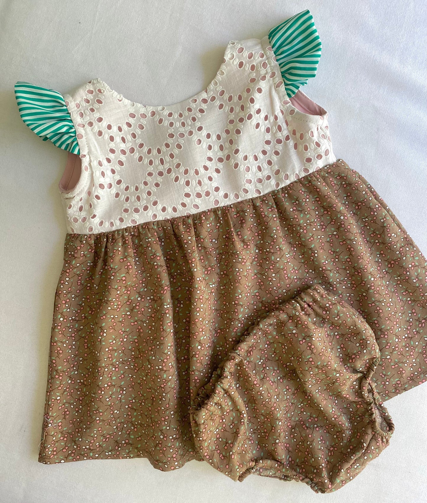 Vestido Laguna con cubrepañal